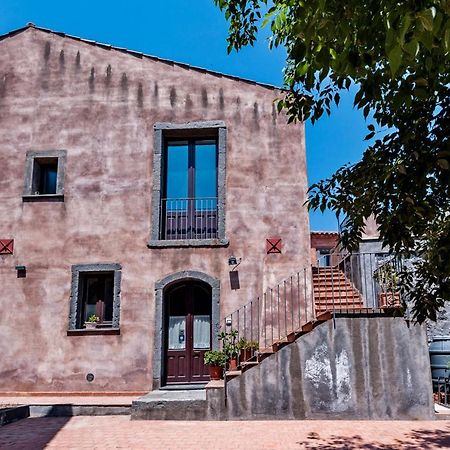 Gli Iris Apartments By Wonderful Italy Linguaglossa Luaran gambar