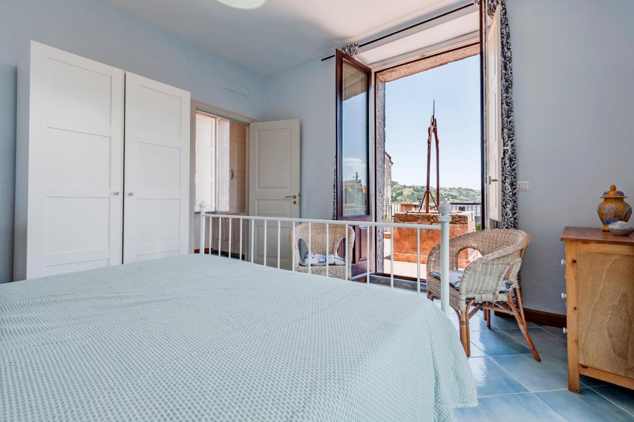 Gli Iris Apartments By Wonderful Italy Linguaglossa Luaran gambar