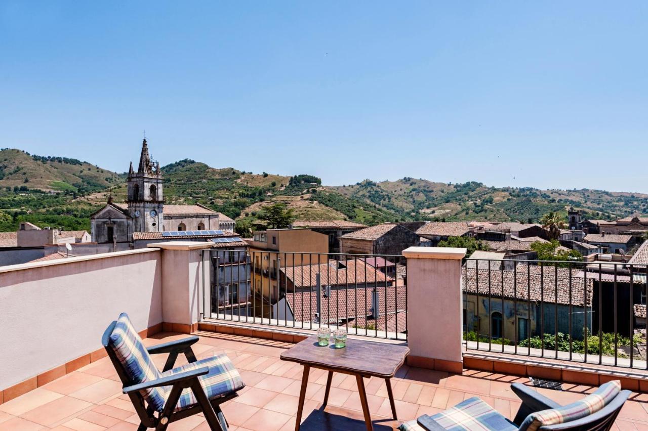Gli Iris Apartments By Wonderful Italy Linguaglossa Luaran gambar
