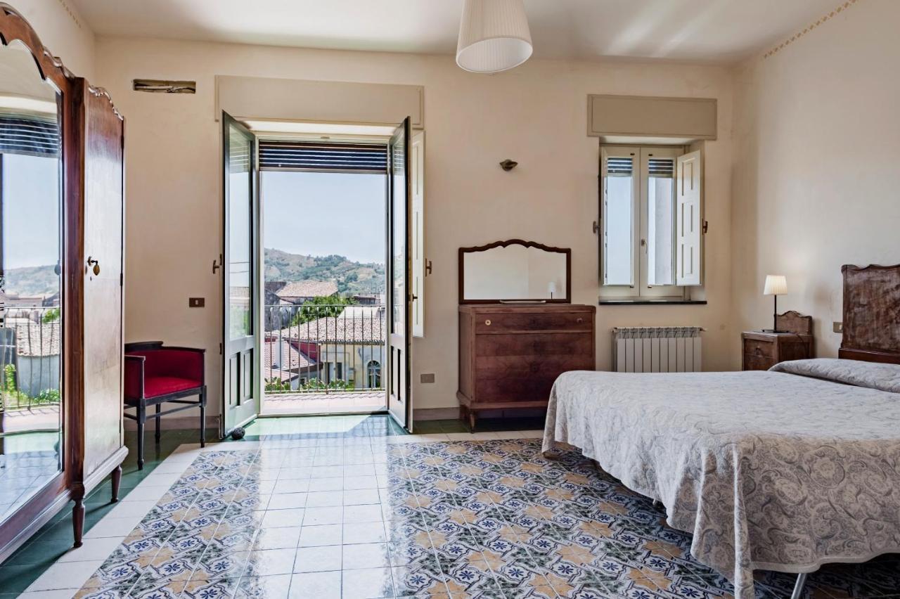 Gli Iris Apartments By Wonderful Italy Linguaglossa Luaran gambar