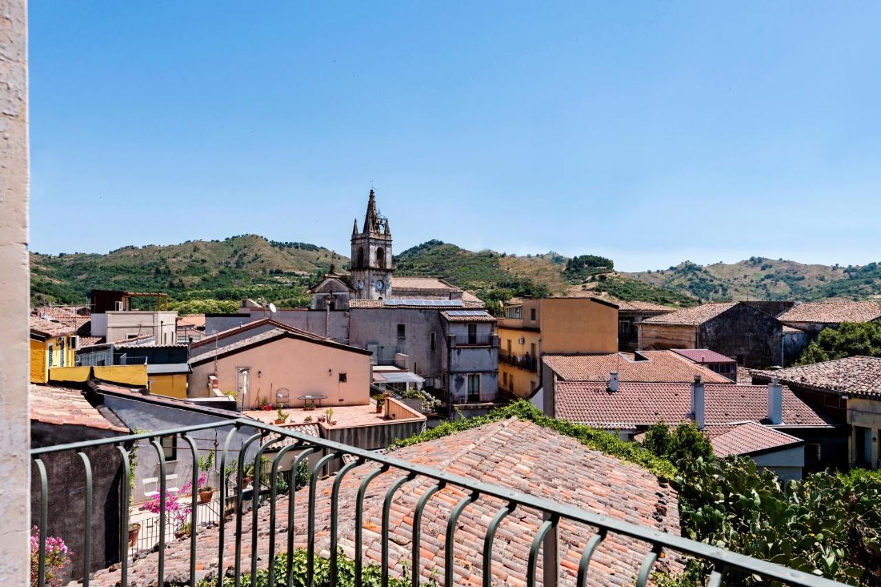 Gli Iris Apartments By Wonderful Italy Linguaglossa Luaran gambar